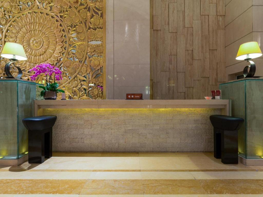 Huana Hotel Minhang Shanghai Exteriör bild