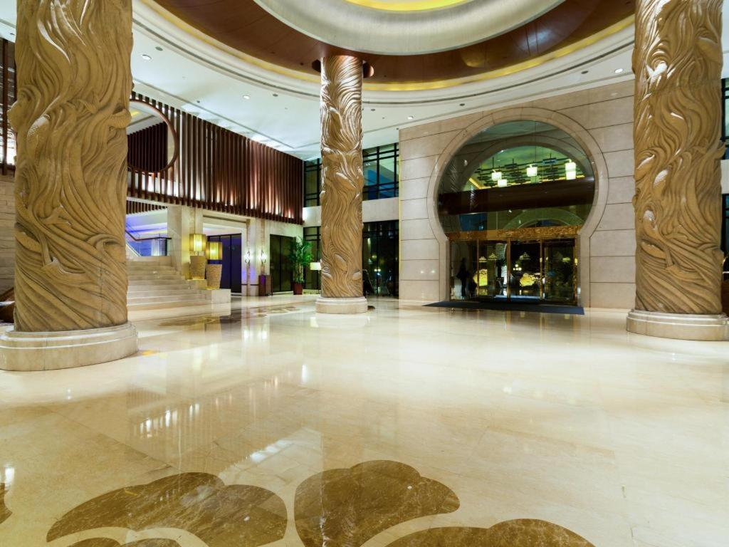 Huana Hotel Minhang Shanghai Exteriör bild