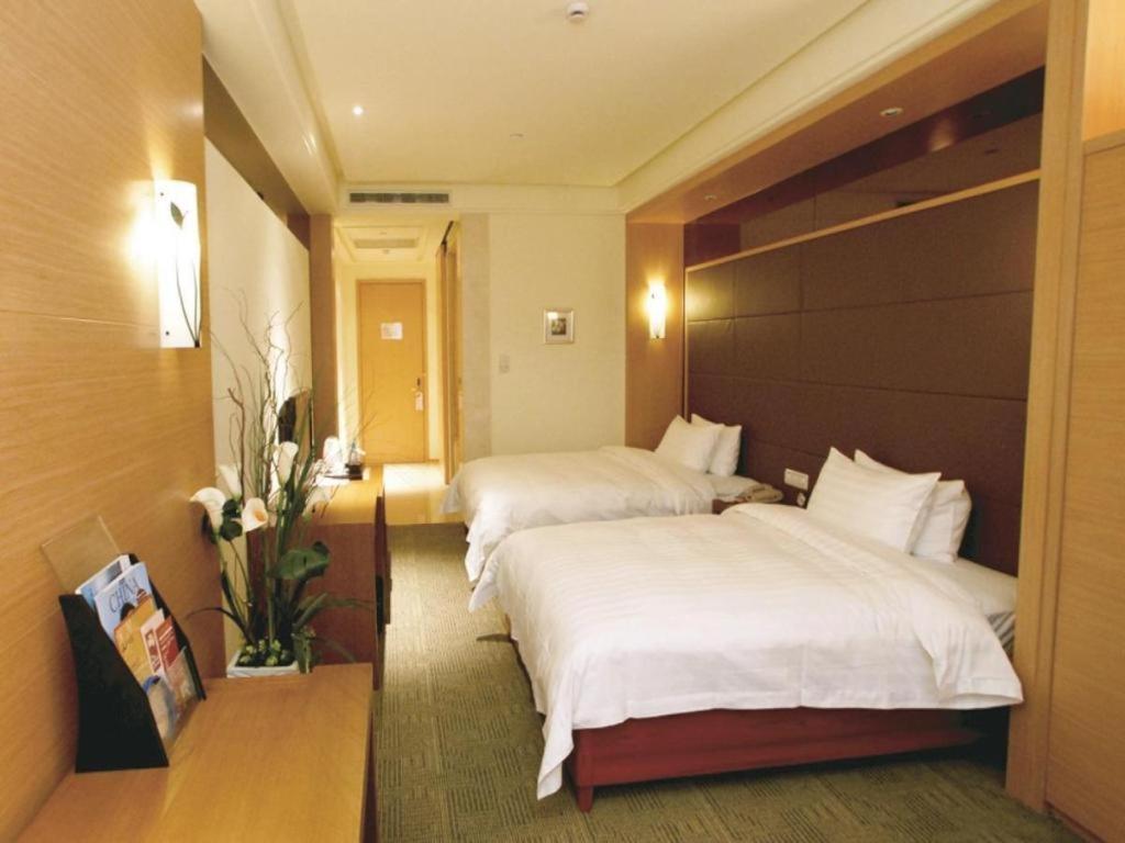 Huana Hotel Minhang Shanghai Exteriör bild