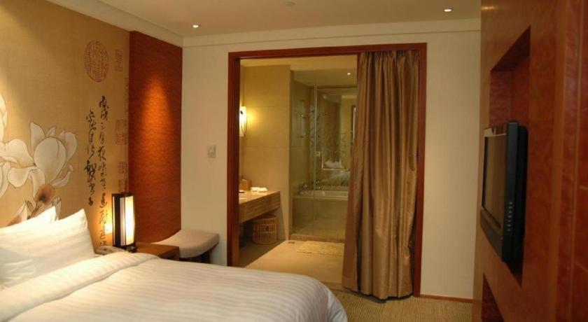 Huana Hotel Minhang Shanghai Exteriör bild