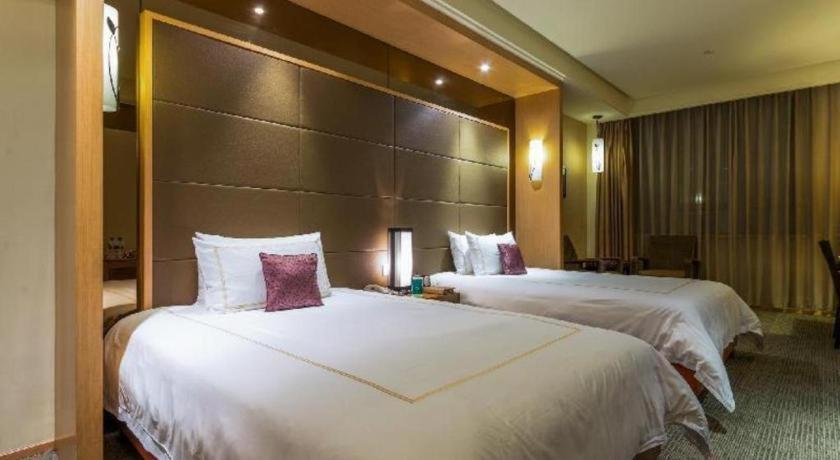 Huana Hotel Minhang Shanghai Exteriör bild