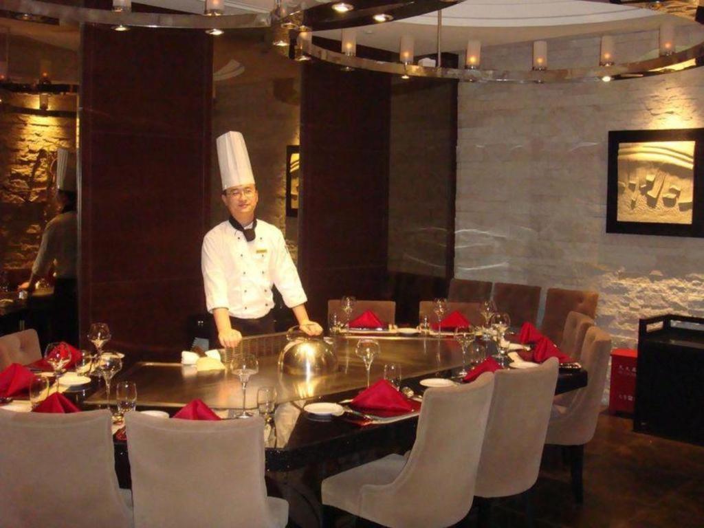 Huana Hotel Minhang Shanghai Exteriör bild